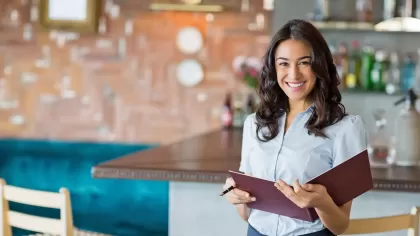 Garçom Vendedor: como melhorar atendimento e aumentar o ticket médio em restaurantes, bares e hotéis